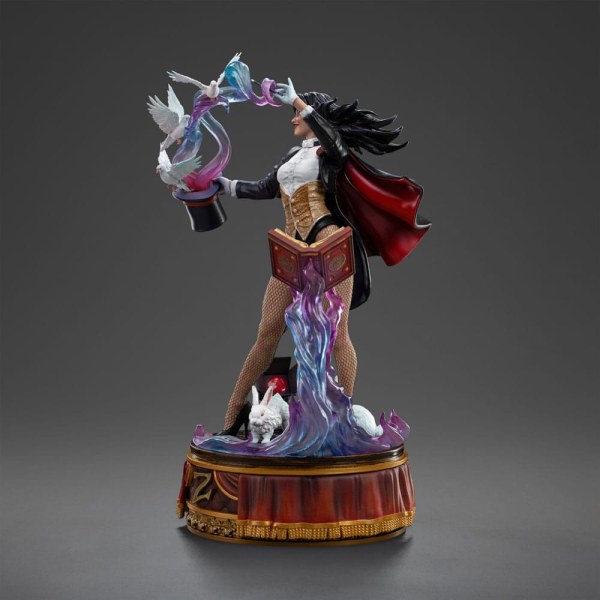 Estatuilla DC 10 1 Scale Zatanna 27 cm