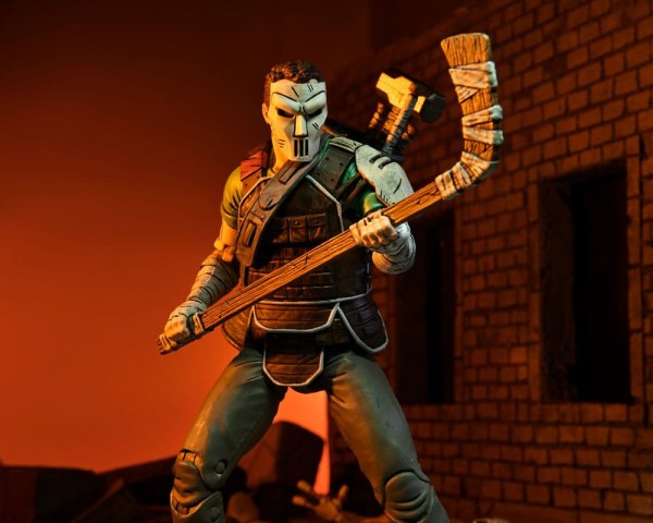 Figura de Casey Jones Ultimate de Las Tortugas Ninja El Último Ronin 18 cm