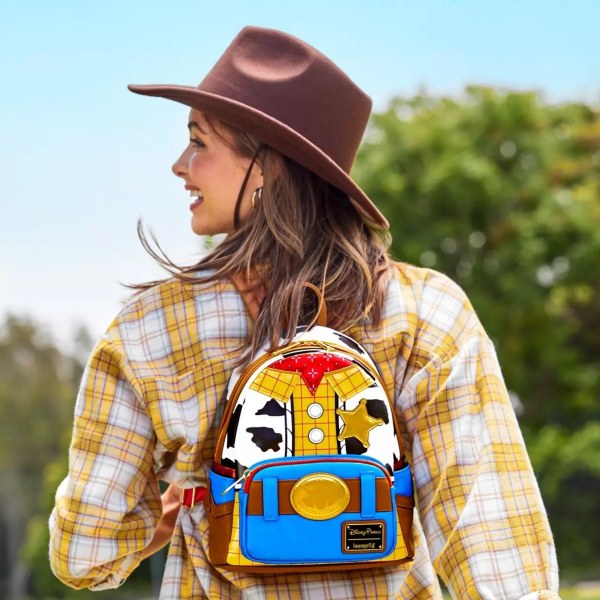 Mini Mochila Woody - DISNEY PIXAR LOUNGEFLY Toy Story