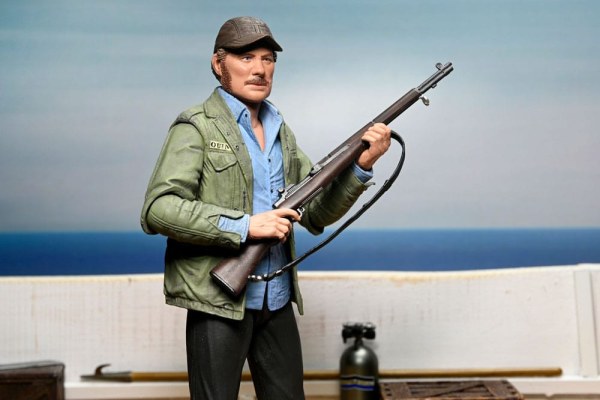 Figura Sam Quint Ultimate de Tiburón 50 aniversario 18 cm