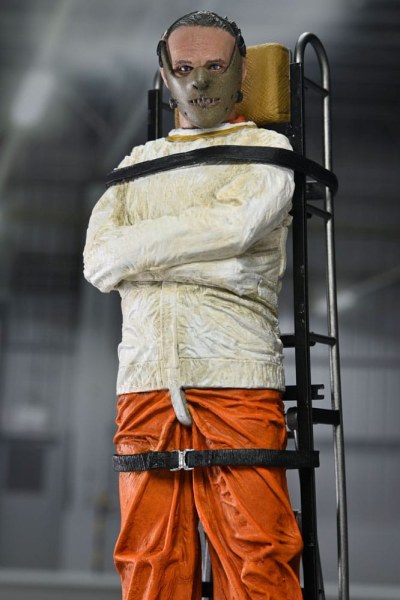 Figura de 18 cm del Dr. Hannibal Lecter (enmascarado) de El silencio de los corderos