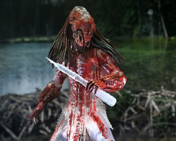 Figura Prey Ultimate Feral Bear Blood Predator de 18 cm