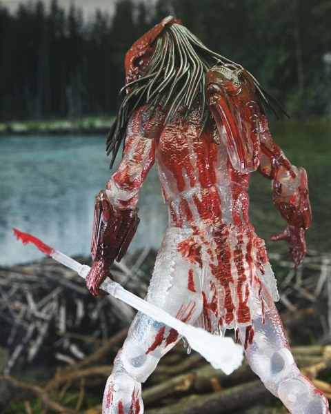 Figura Prey Ultimate Feral Bear Blood Predator de 18 cm