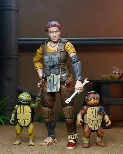 Figura Tortugas Ninja (Los Últimos Ronin Los Años Perdidos) Synja Grammy April con Baby Yi y Moja 18 cm