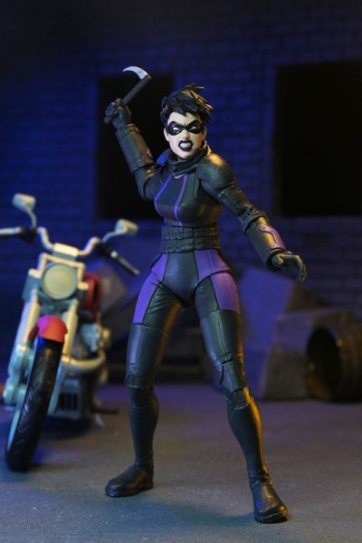 Figura de las Tortugas Ninja (El Último Ronin: Los Años Perdidos) Casey Marie con la Moto del Último Ronin 18 cm