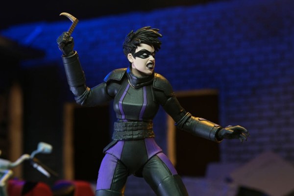 Figura de las Tortugas Ninja (El Último Ronin: Los Años Perdidos) Casey Marie con la Moto del Último Ronin 18 cm