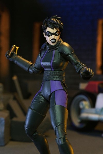 Figura de las Tortugas Ninja (El Último Ronin: Los Años Perdidos) Casey Marie con la Moto del Último Ronin 18 cm