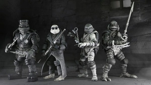 Pack 4 figuras Tortugas Ninja Universal Monsters x Teenage Mutant Ninja Turtles Blanco y Negro 18 cm