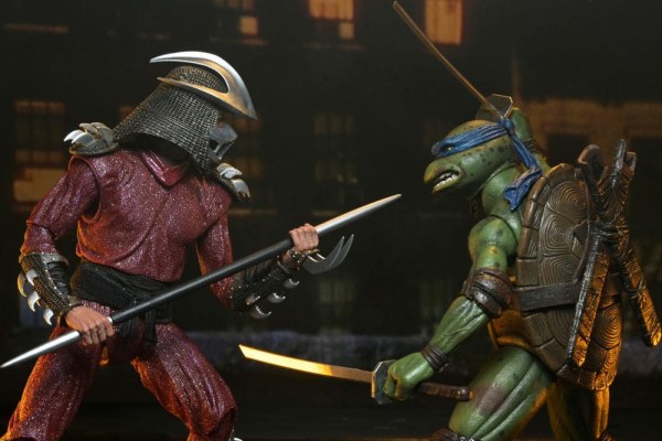 Figura de Shredder vs. Leo de las Tortugas Ninja (Película de 1990) Batalla en el tejado, 18 cm
