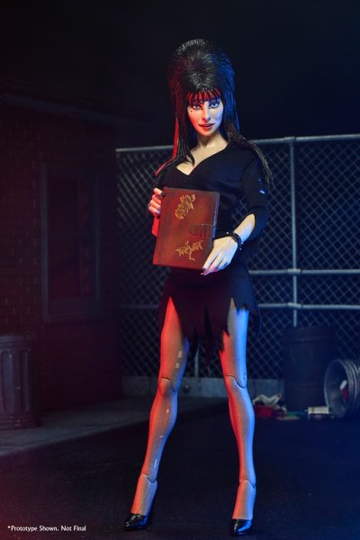 Elvira, Señora del Comando de la Oscuridad Figura de Elvira de 20 cm