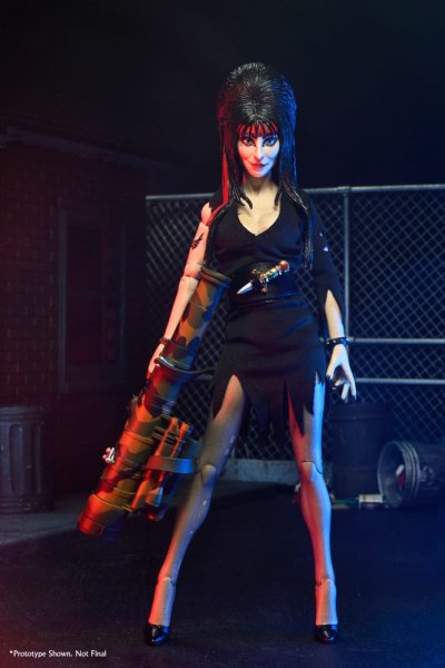 Elvira, Señora del Comando de la Oscuridad Figura de Elvira de 20 cm