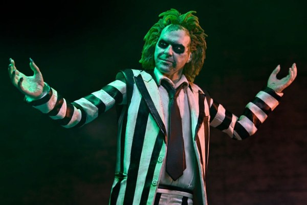Figura de Beetlejuice Beetlejuice Escala 7 Ultimate Striped Suit Beetlejuice 18 cm