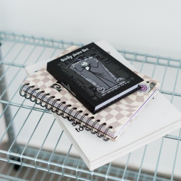 CUADERNO ADHESIVO - DISNEY PESADILLA ANTES DE NAVIDAD