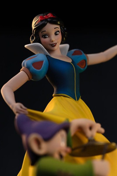 Estatuilla de Blanca Nieves y los 10 enanitos Escala de arte 1 Blanca Nieves y Dopey Edición Deluxe 21 cm