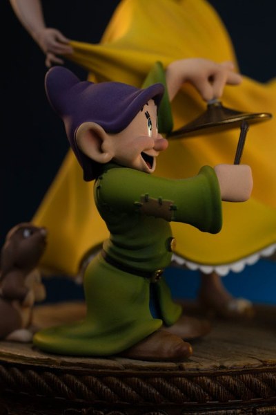 Estatuilla de Blanca Nieves y los 10 enanitos Escala de arte 1 Blanca Nieves y Dopey Edición Deluxe 21 cm