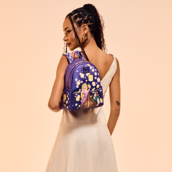 mini mochila con linterna de Enredados - DISNEY LOUNGEFLY