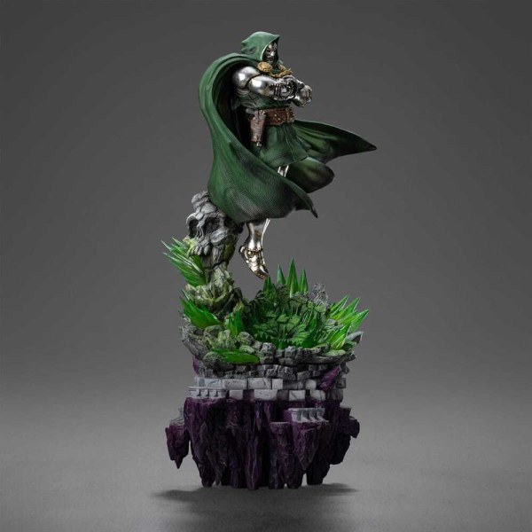 Estatuilla Diorama El Guantelete del Infinito Marvel Legends Escala de Arte 1 Infinity Doctor Doom Edición Deluxe 42 cm