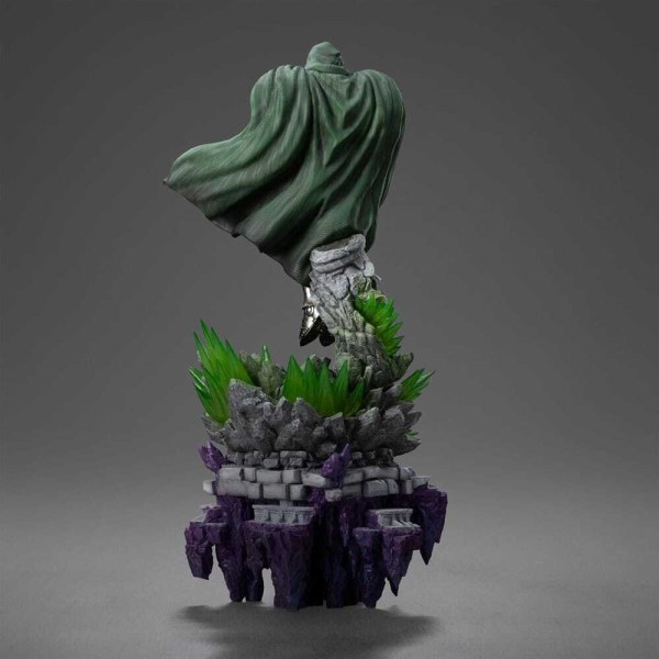 Estatuilla Diorama El Guantelete del Infinito Marvel Legends Escala de Arte 1 Infinity Doctor Doom Edición Deluxe 42 cm