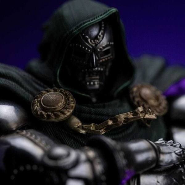 Estatuilla Diorama El Guantelete del Infinito Marvel Legends Escala de Arte 1 Infinity Doctor Doom Edición Deluxe 42 cm