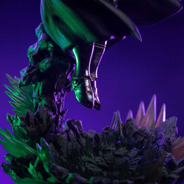 Estatuilla Diorama El Guantelete del Infinito Marvel Legends Art Scale 1 Infinity Doctor Doom 30 cm