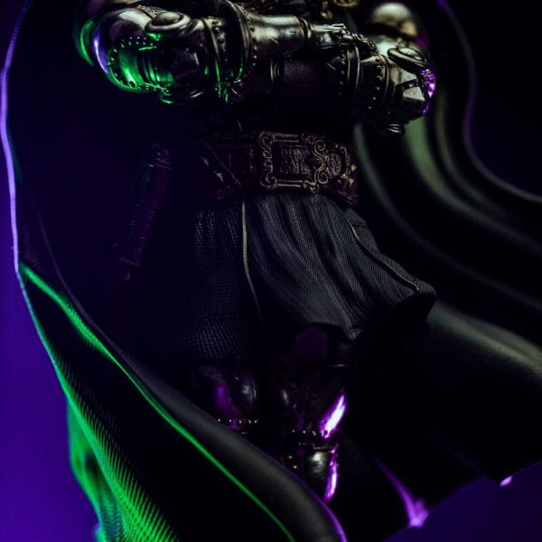 Estatuilla Diorama El Guantelete del Infinito Marvel Legends Art Scale 1 Infinity Doctor Doom 30 cm