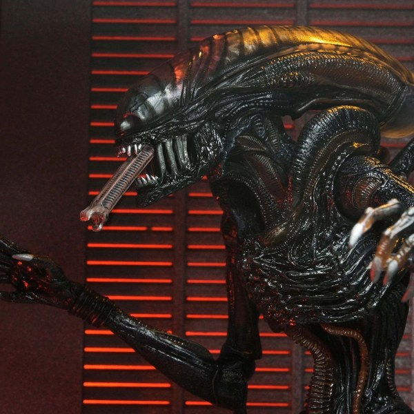 ALIEN: RÓMULO - FIGURA DE ACCIÓN A ESCALA DE 7" - XENOMORFO QUEMADO DEFINITIVO