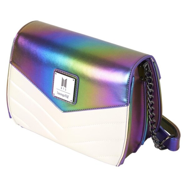 Bolsa Loungefly de BTS, un gran éxito
