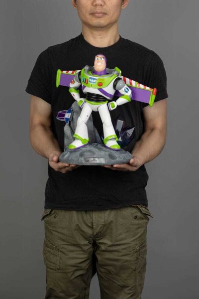 Estatuilla de Toy Story Master Craft Ranger Buzz Lightyear 34 cm - Disney Pixar Mastercraft