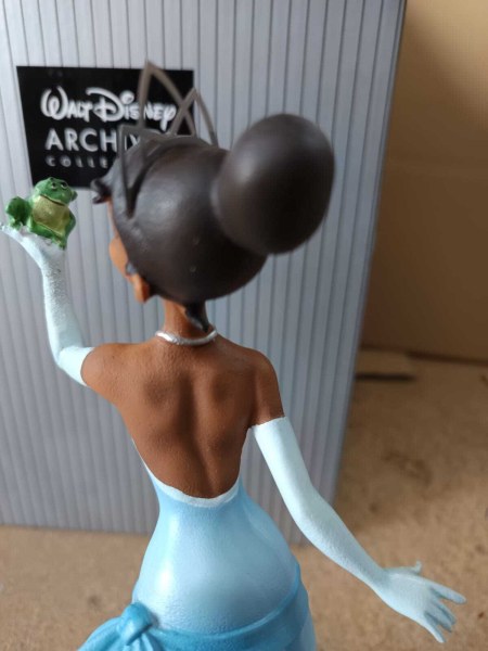 [DEFECTO] Tiana Maqueta - Disney Archivos Colección