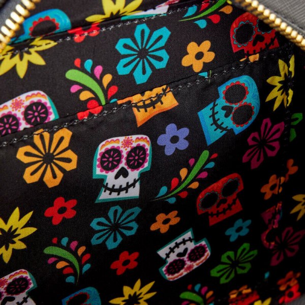 bolso bandolera Loungefly Disney Coco Miguel Calavera con diseño floral de calavera