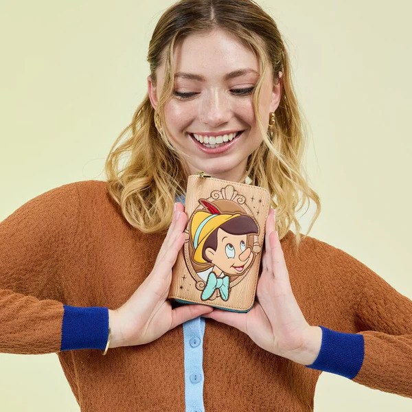 Cartera Cameo Pinochio - Disney Loungefly