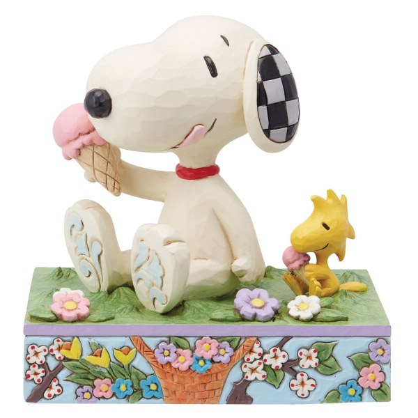 SNOOPY COMIENDO HELADO - Peanuts