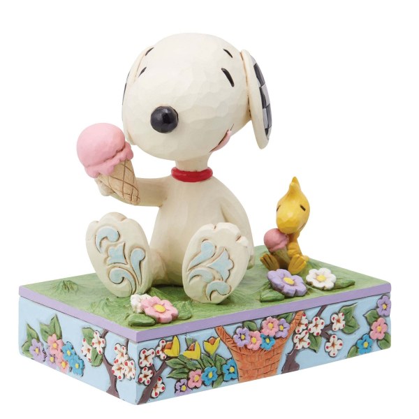 SNOOPY COMIENDO HELADO - Peanuts