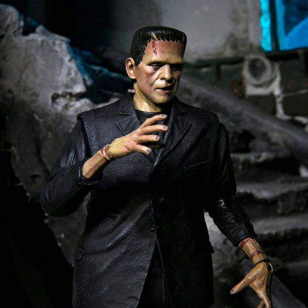 MONSTRUOS UNIVERSALES - FIGURA DE ACCIÓN DE 7 CM - EL MONSTRUO DEFINITIVO DE FRANKENSTEIN (A COLOR)
