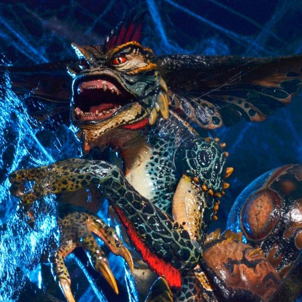 GREMLINS 2 - FIGURA DE ACCIÓN A ESCALA - GREMLIN ARAÑA EN CAJA DE LUJO