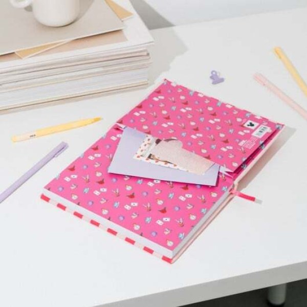 CUADERNO A5 PREMIUM CON PORTADA DE EL GATO RISON - DISNEY ALICIA EN EL PAÍS DE LAS MARAVILLAS