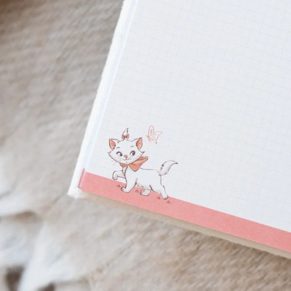 CUADERNO A5 PREMIUM CON PORTADA DE PELUCHE MARIE - DISNEY LOS ARISTOGATOS
