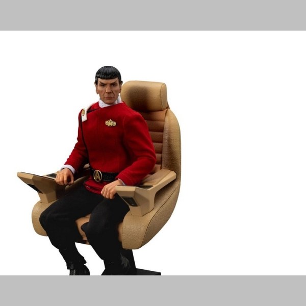 Figura de 8 pulgadas de Star Trek 2: La ira de Khan Spock