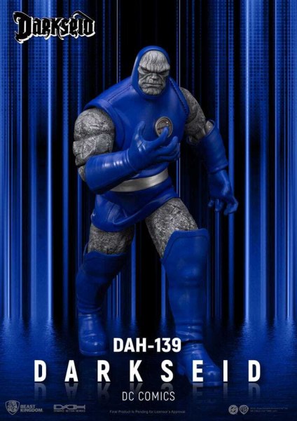 Figura de Darkseid de DC Comics de 22 cm