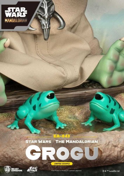Star Wars: The Mandalorian Egg Attack Grogu estatuilla 18 cm
