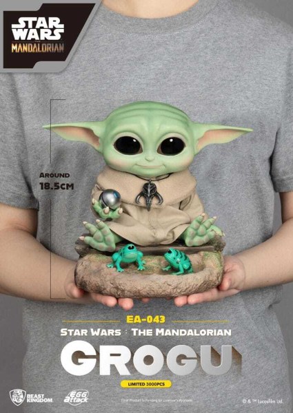 Star Wars: The Mandalorian Egg Attack Grogu estatuilla 18 cm