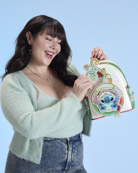 MINI MOCHILA LILO Y STITCH HOLIDAY - DISNEY LOUNGEFLY