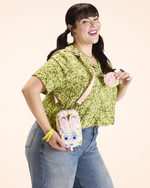 BOLSO BANDOLERA PARA CELULAR CON MONEDERO ZOOTOPIA 2 - DISNEY LOUNGEFLY