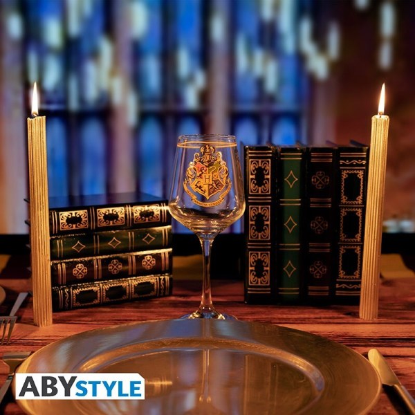 Copa de cristal con el emblema de Hogwarts - Harry Potter
