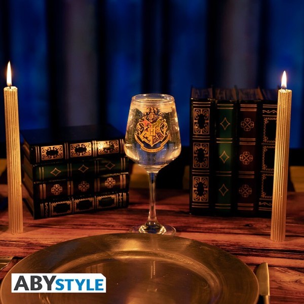 Copa de cristal con el emblema de Hogwarts - Harry Potter