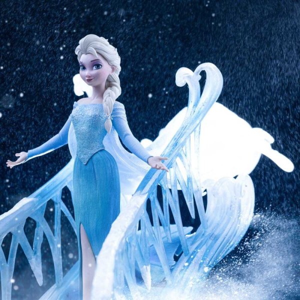Figura de Elsa a escala 1 de Frozen, 10 cm