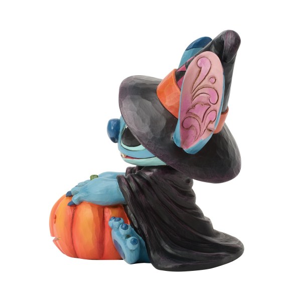 STITCH COMO LA BRUJA CON JACK-O-LANTERN - DISNEY TRADITIONS