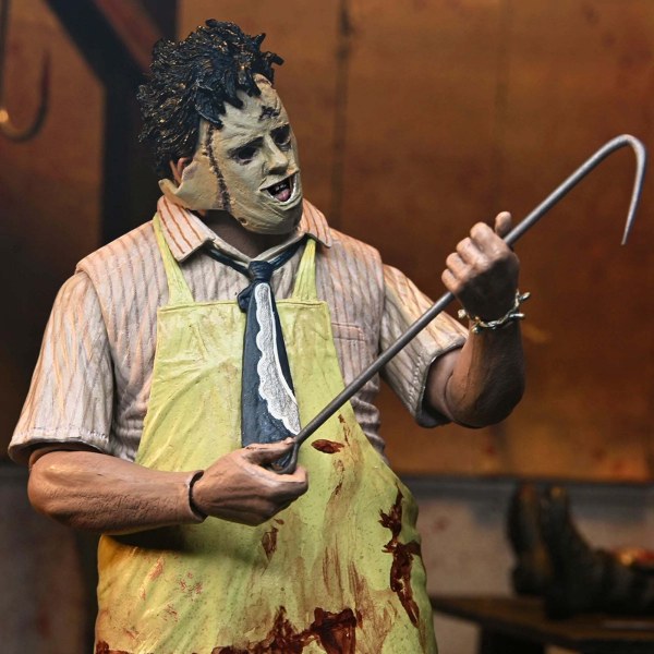 LA MATANZA DE TEXAS - FIGURA DE ACCIÓN A ESCALA DE 7" - 50 ANIVERSARIO ULTIMATE LEATHERFACE