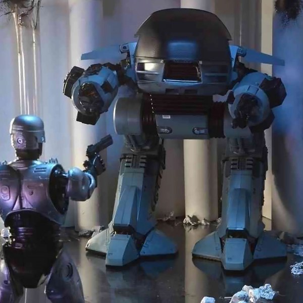 ROBOCOP - FIGURA DE ACCIÓN - ED-209 FIGURA EN CAJA CON SONIDO