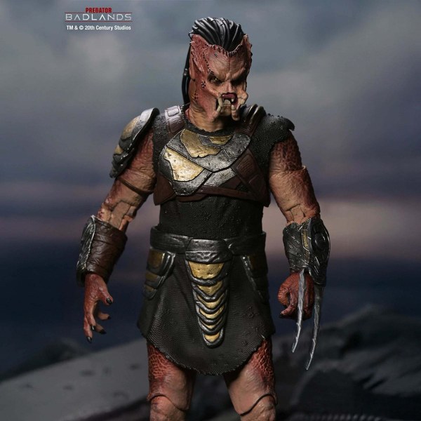 PREDATOR BADLANDS - FIGURA DE ACCIÓN A ESCALA DE 7" - ULTIMATE DEK (ARMURA DE ENTRENAMIENTO)